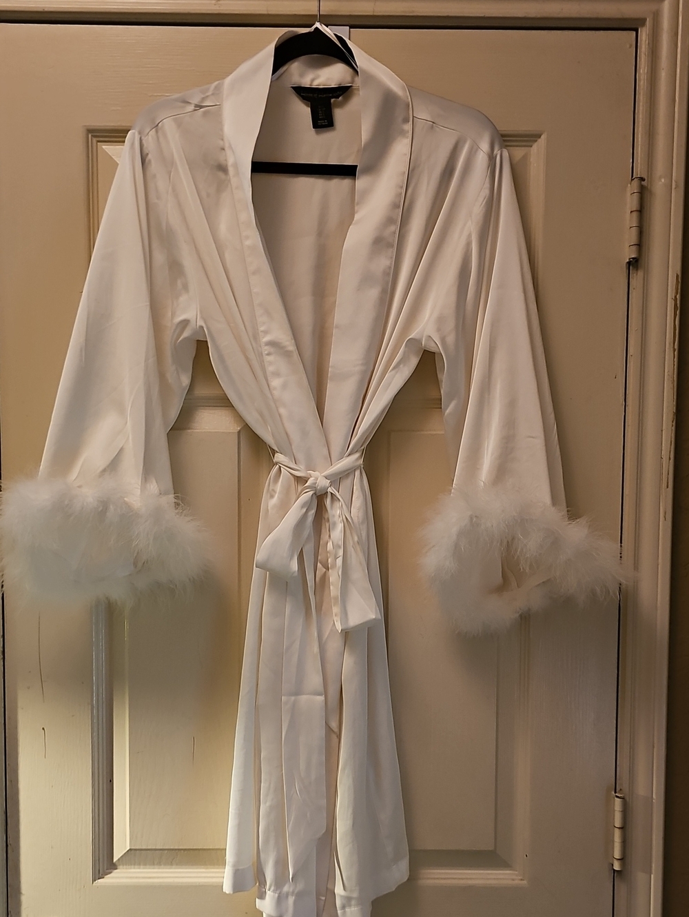 House of Harlow 1960 White Satin Robe with Feather Cuffs